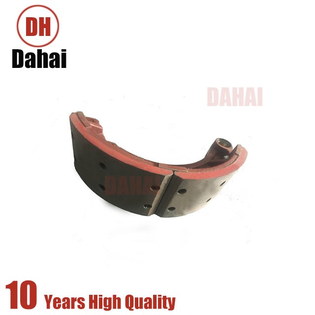 DAHAI TEREX 3305 or TR35 front brake shoe 09079082