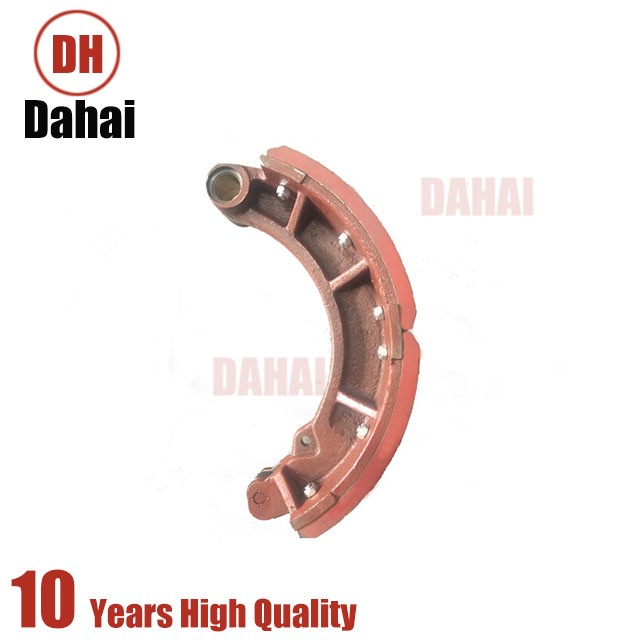 DAHAI TEREX 3305 or TR35 front brake shoe 09079082